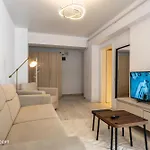 Central Residence Apartment 922