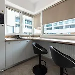 Central Residence Apartment 922