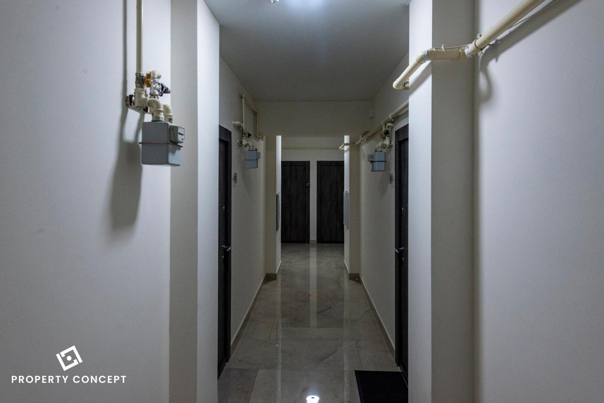 922 Apartment *
